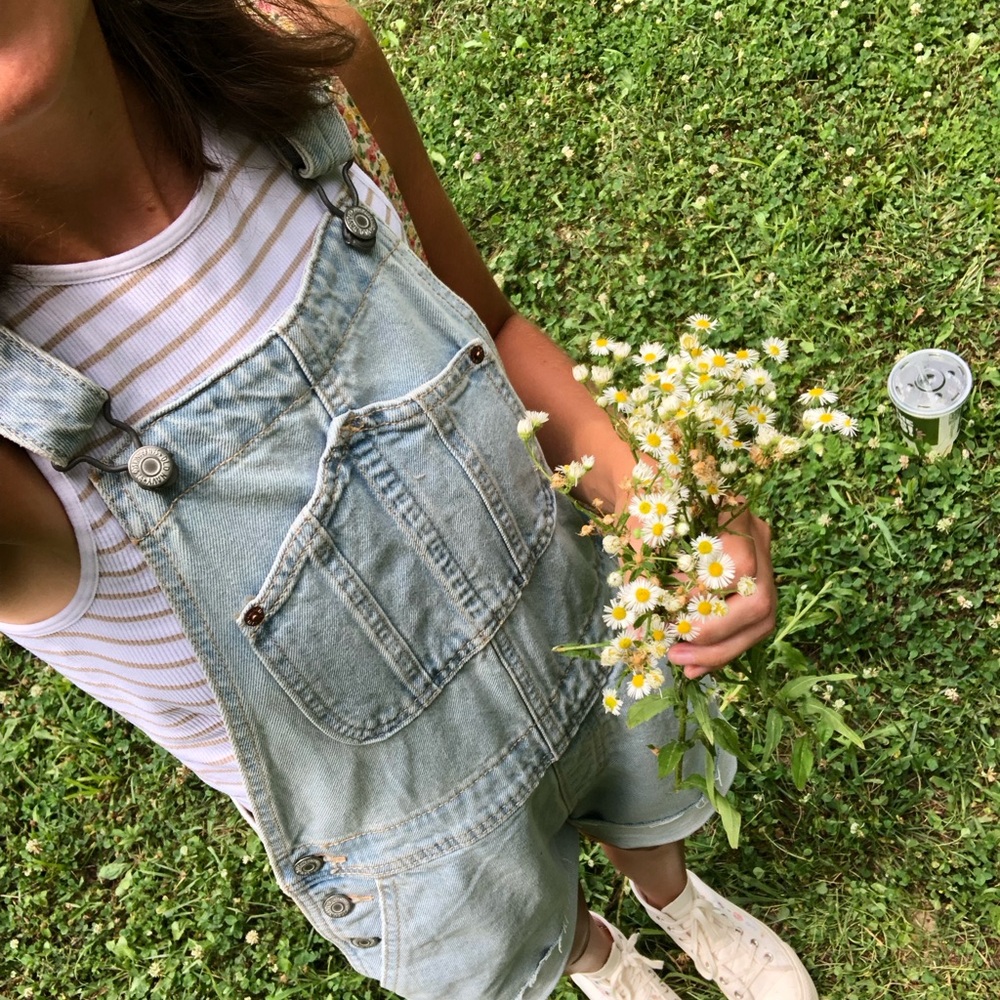 Meet your Posher, Paige - Picture 2 of 2